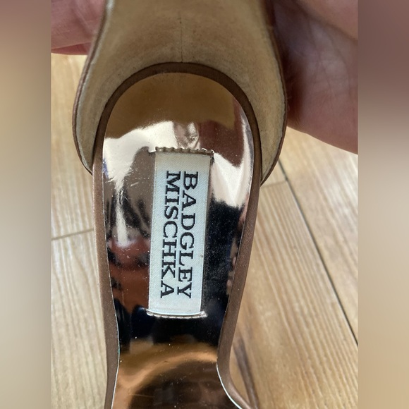 Badgley Mischka Vicia High Heel Sandal Dark Nude Satin Size 6 - Picture 12 of 14